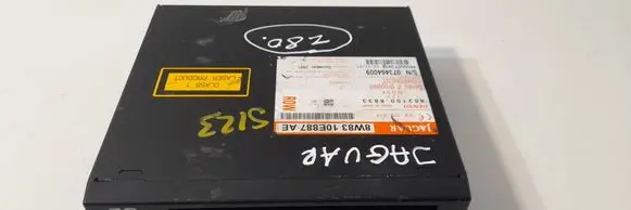 Jaguar XF X250 Navigation unit CD/DVD player 8W8310E887AE