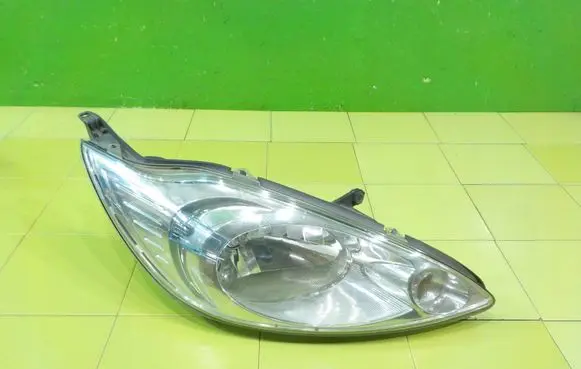 Ford Ka Headlight/headlamp PRZOD
