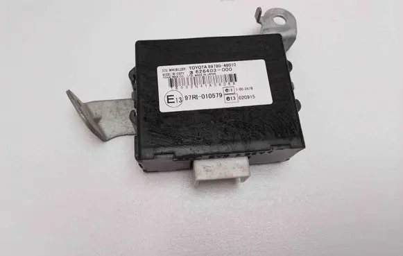 Lexus RX 330 - 350 - 400H Other devices 897804810
