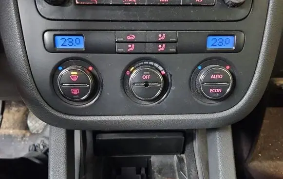 Volkswagen Golf V Climate control/heater control trim IMPRK1578289