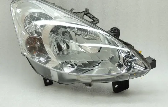 Peugeot Partner Headlight/headlamp 9682829580 6206K5