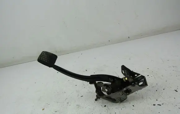Mazda Premacy Clutch pedal 