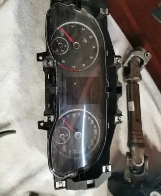 Speedometer (instrument cluster)