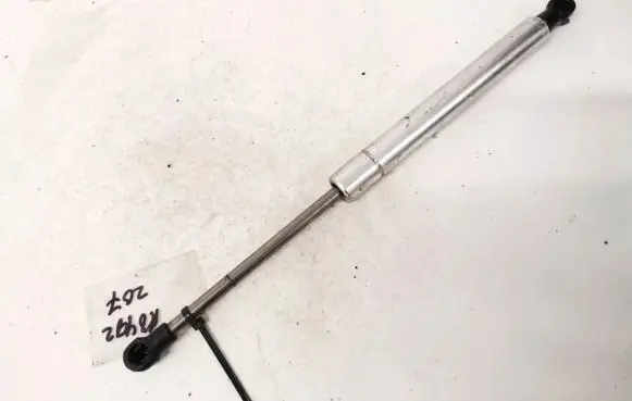Volkswagen Phaeton Tailgate/trunk strut/damper