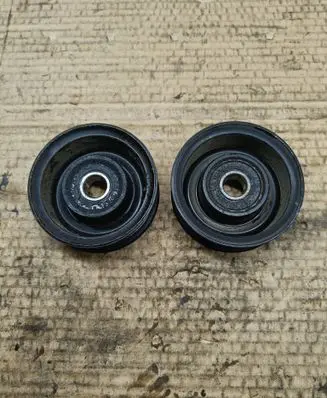 Jaguar S-Type Belt tensioner pulley B17102D648