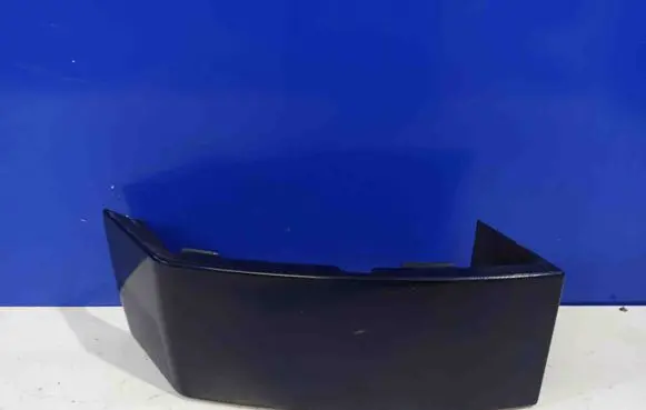 Rear bumper corner part panel trim