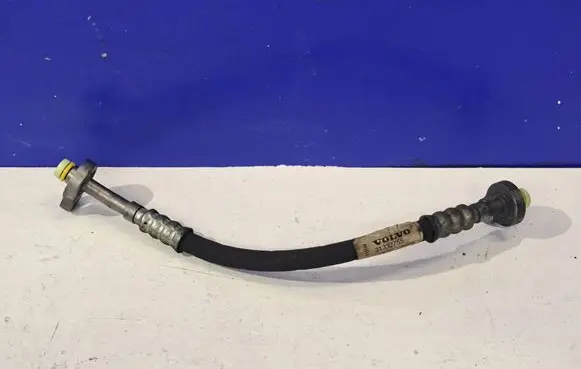 Volvo V60 Air conditioning (A/C) pipe/hose 31332755