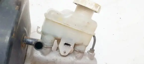 Mitsubishi Lancer Master brake cylinder