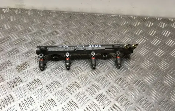 Volkswagen Golf IV Fuel main line pipe 036133319