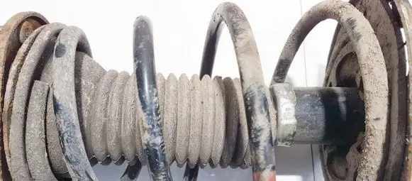 Toyota Avensis T270 Front coil spring