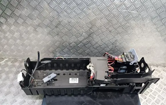 Opel Astra K Battery box tray 