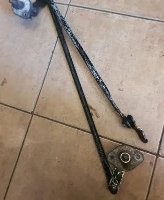 Toyota Carina T190 Front wiper linkage 7160 2091