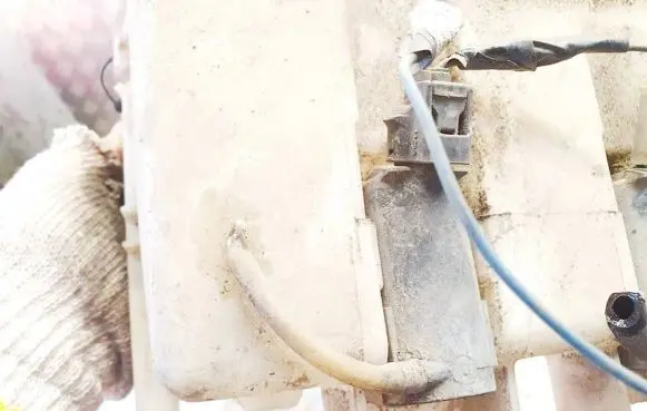 Toyota Avensis Verso Windscreen/windshield washer pump