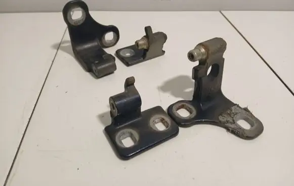Land Rover Range Rover L322 Front door hinge set 