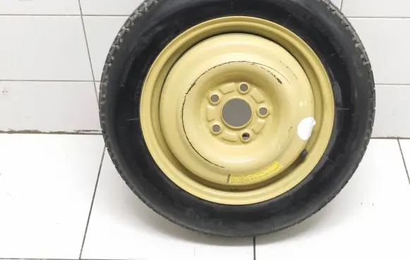Honda FR-V R15 spare wheel Bridgestone Tracompa2 T13590d15