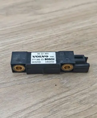 Volvo V70 Airbag deployment crash/impact sensor 8622365 040202