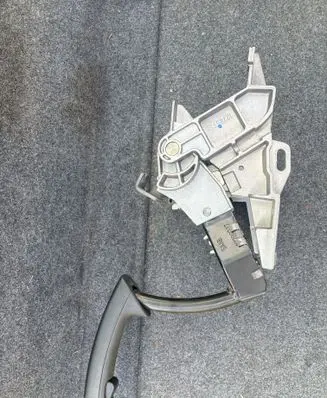Saab 9-3 Ver2 Handbrake/parking brake lever assembly 12786751 12788217