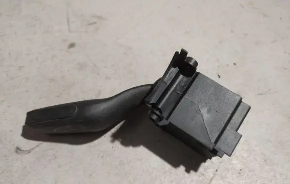 Audi A6 S6 C6 4F Cruise control stalk 4E0953521