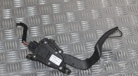 Renault Master III Accelerator pedal position sensor 8200672371 8200672371C