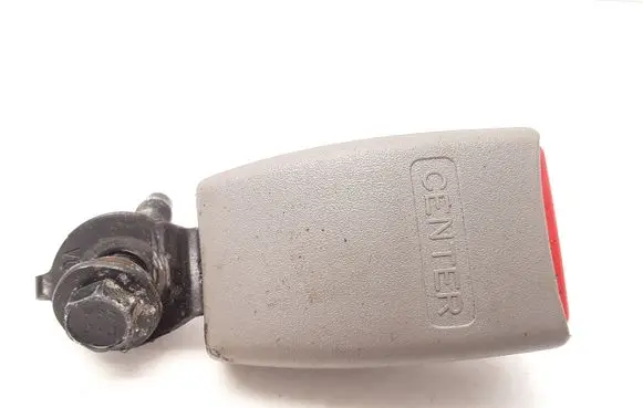 Middle seatbelt buckle (rear)
