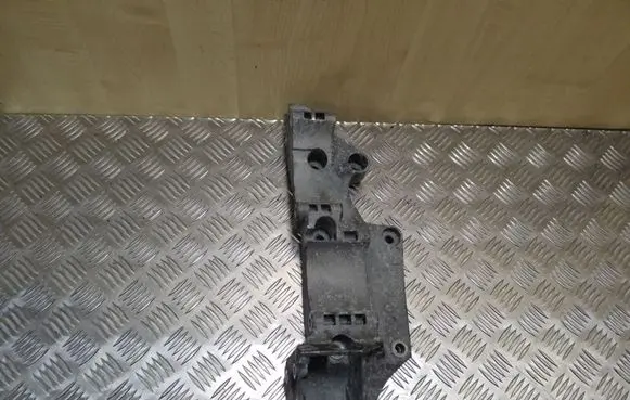 Seat Alhambra (Mk1) A/C compressor mount bracket 045903143C