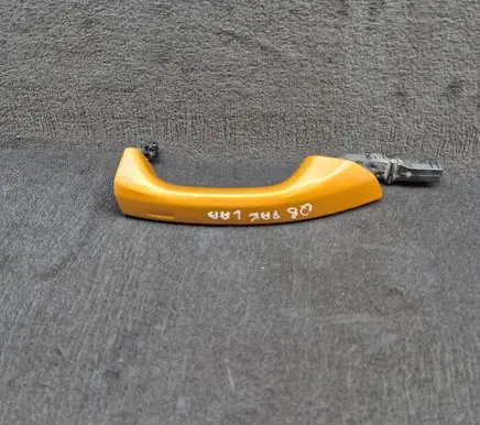 Audi Q8 Front door exterior handle 4M8837206 4M8837206GRU