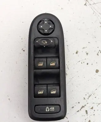 Peugeot 508 Electric window control switch 98026370ZD 3017064