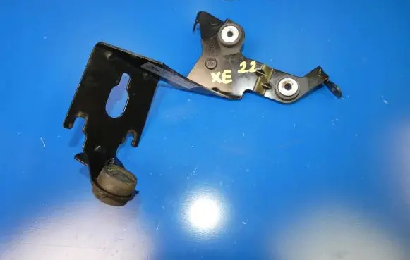 Jaguar XE Fuel filter bracket/mount holder GX739D202AD