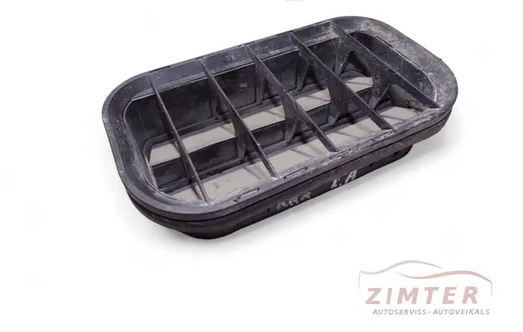 Audi A4 S4 B5 8D Quarter panel pressure vent 4A0819181
