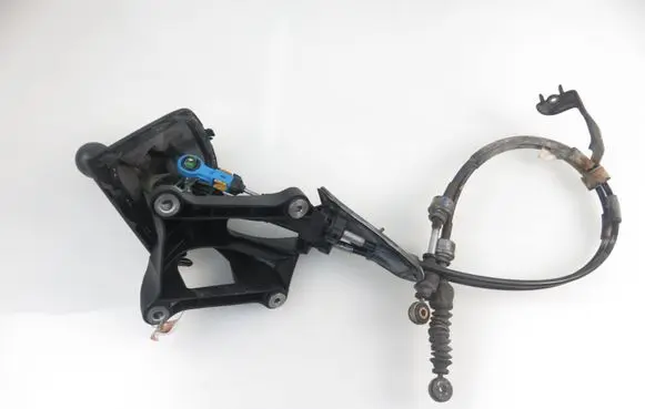 Toyota Auris 150 Gear shifter/selector 