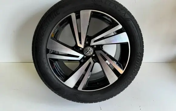 R20 alloy rim