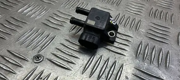 KIA Sorento Exhaust gas pressure sensor 392102A800