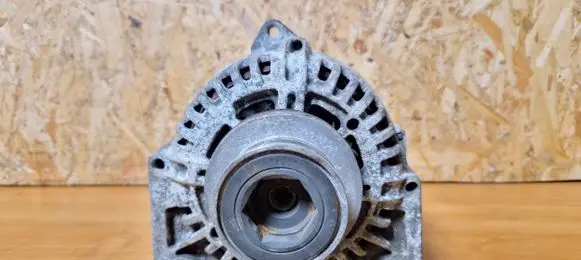 Renault Megane II Generator/alternator 2542664d