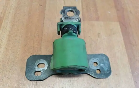 Muffler mount bracket/holder