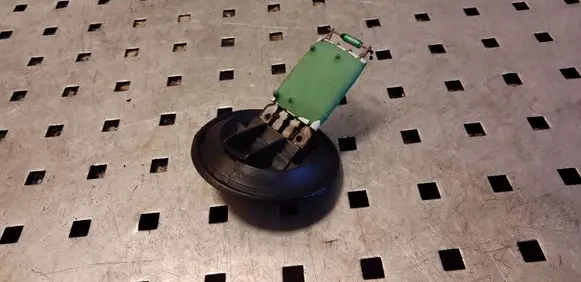 Seat Toledo IV (NH) Heater blower motor/fan resistor