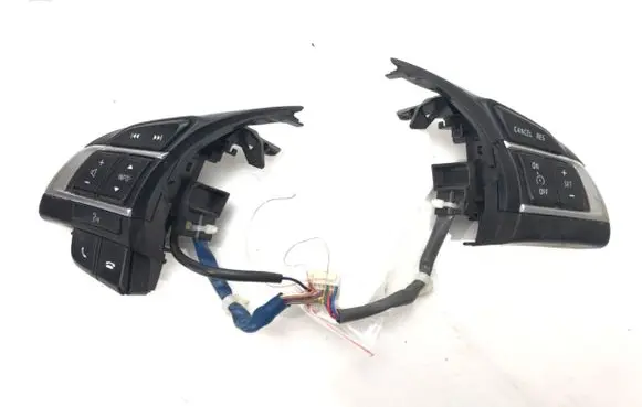 Mazda CX-5 Steering wheel buttons/switches 