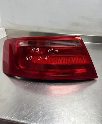 Audi A5 8T 8F Rear/tail lights 8T8945095 AU483