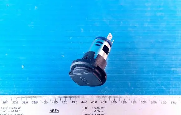 KIA Ceed 12 V Socket (rear) 