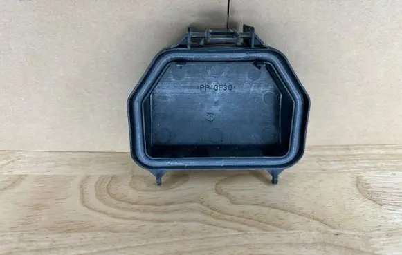 BMW M6 Headlight/headlamp dust cover 1305239244