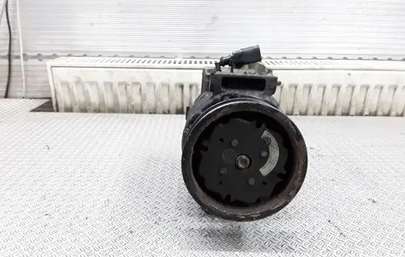 Volkswagen Phaeton Air conditioning (A/C) compressor (pump) 3B0820803C