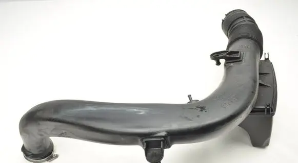 Volvo XC60 Air intake hose/pipe 31657655