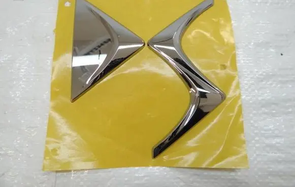 Citroen DS7 Crossback Manufacturer badge logo/emblem 98451217DX