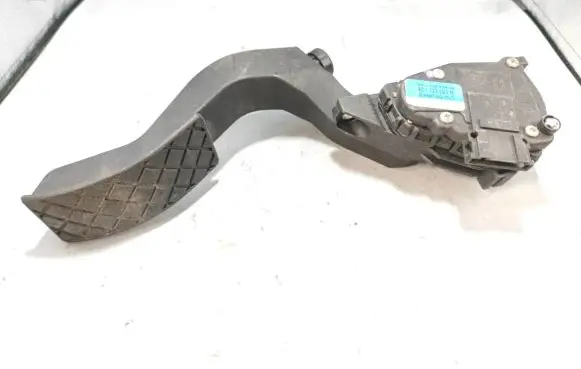 Audi A6 S6 C5 4B Accelerator throttle pedal 8D1723523M 6PV00837602 033402