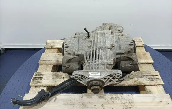 BMW X6 E71 Rear differential 7586025