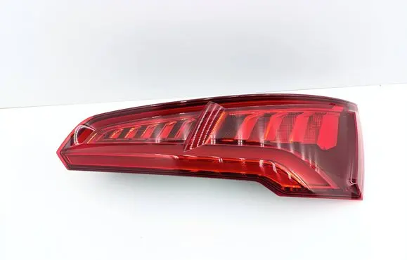 Audi Q5 SQ5 Tailgate rear/tail lights