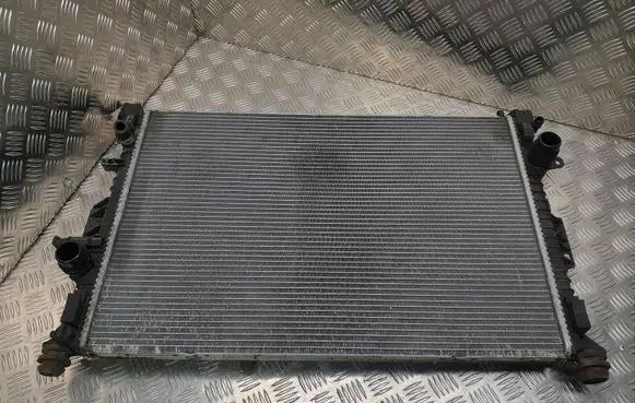 Ford C-MAX II Coolant radiator 6G918005EC