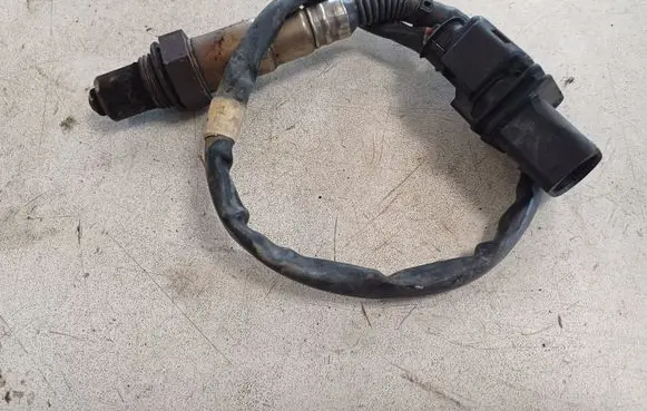 Volkswagen Touareg II Lambda probe sensor 059906262 0281004174