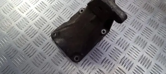 Volkswagen Golf III Engine mounting bracket 1h0199354a