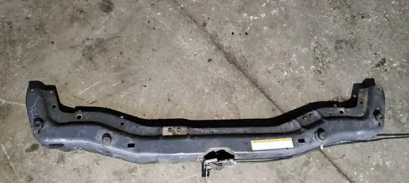 Suzuki Swift II Top upper radiator support slam panel
