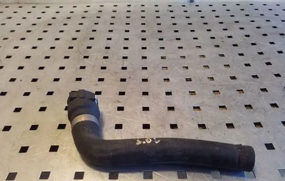 BMW X5 E53 Engine coolant pipe/hose 642183812241